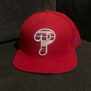 Authentic new era Philadelphia Phillies fitted hat size 7 3/4